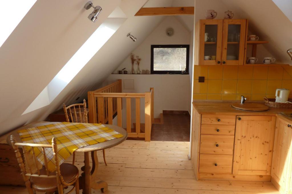 Apartmany Cesky Raj Turnov Ruang foto